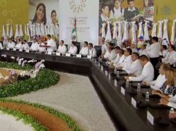 La Conago tiene como único punto de análisis el tema de la educación. TWITTER / @presidenciamx