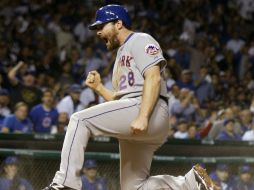 Daniel Murphy pegó jonrón por quinto juego consecutivo, con lo que empató un récord de postemporada. AP / D. Phillip