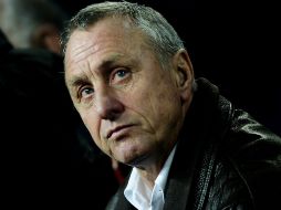 La enfermedad le fue detectada al extécnico holandés este pasado martes. AP / ARCHIVO