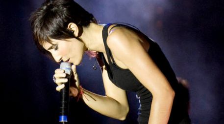 Asegura que incluso para ella es una sorpreda descubrirse arriba del escenario, con un cuerpo distinto y emociones diferentes. FACEBOOK / JannetteChaoOficial