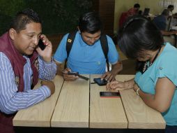 La educación y la cultura de las personas tienen que ver con el entendimiento del verdadero objetivo del celular. NTX / ARCHIVO