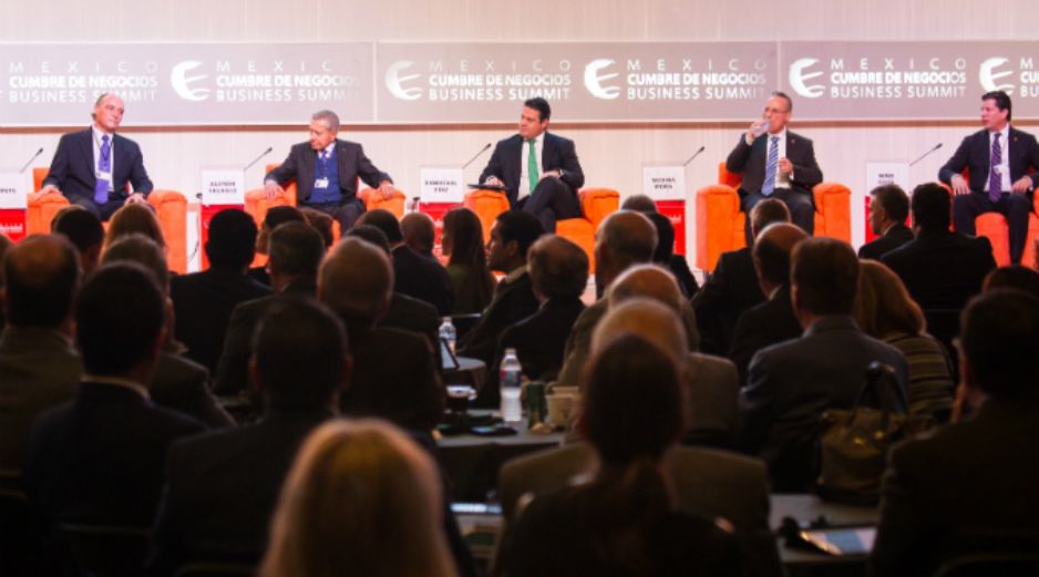 Miguel Basáñez participó en en la Cumbre de Negocios 2015. EL INFORMADOR / P. Franco