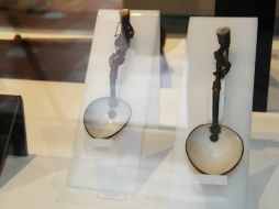 La exposición muestra más de dos mil 300 piezas entre tenedores, cucharas, cuchillos, y otros utensilios de cocina. NTX / E. Franco