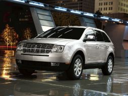 El retiro para reparaciones abarca el Ford Edge y el Lincoln MKX de 2009 y 2010. AP / Especial