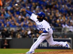 Johnny Cueto contrarrestó con solvencia los bates de Nueva York al lanzar la ruta completa. AFP / J. Squire