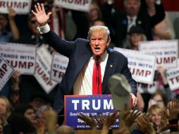 Durante el debate, Donald Trump calificó las preguntas de los moderadores como ''groseras''. AP / ARCHIVO