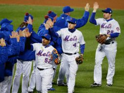Los Mets se despabilaron en casa empleando métodos similares y evitaron hundirse más en la Serie Mundial. AFP / D. Pensinger