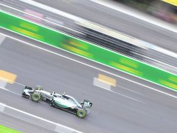 El alemán Nico Rosberg logró la “pole position”, 23 años después de que lo consiguiera Nigel Mansell, en una carrera de F1 en México. NTX /  J. Arciga