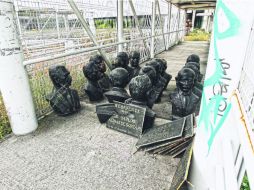 Amontonados. Los bustos de los ex presidentes de México están en un predio cerca del Periférico. EL INFORMADOR / E. Barrera