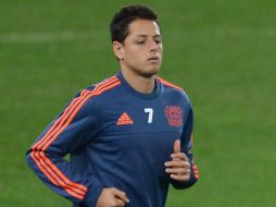 Javier Hernández y los alemanes buscan acortar distancia en Grupo E con Barcelona. AFP / F. Monteforte
