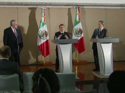 En conferencia de prensa, el vocero Eduardo Sánchez y el consejero Humberto Castillejos, aclaran que sembrarla sigue siendo delito. TWITTER / @PresidenciaMX