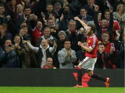 Juan Manuel Mata marca un gol de penal al minuto 90+1. EFE /