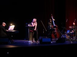 Souza complació a la audiencia con dos de sus piezas más aclamadas: 'Creep' y 'Everybreath you take'. EL INFORMADOR / A. Hinojosa