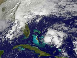 Advierten especialistas que podría afectar con fuertes vientos y lluvias durante el día. AFP /