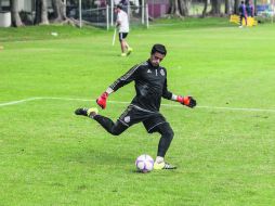 El portero de las Chivas, Antonio Rodríguez, aseguró que su equipo está mentalizado para ganar sus dos partidos restantes. EL INFORMADOR /
