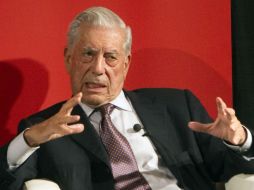 Vargas Llosa recientemente firmó un manifiesto junto a más de 60 artistas, escritores y científicos hispano contra los dichos de Trump. EFE / M. Rajmil