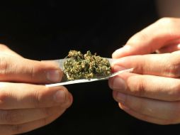 Autoridades indican que la niña no sabía cómo encender y fumar la droga, pero ya investigan cómo la consiguió. AP / ARCHIVO