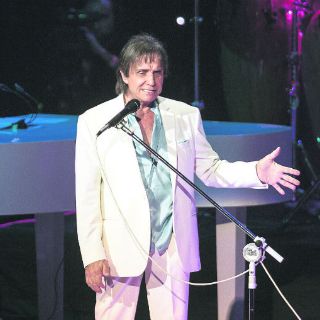 Roberto Carlos, más íntimo y renovado