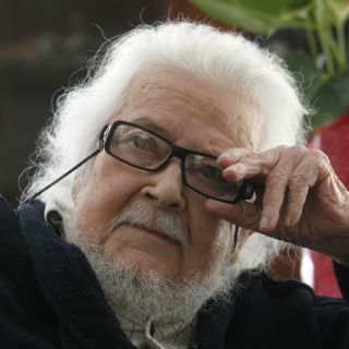 Poniatowska, feliz por el Premio Cervantes a Fernando Del Paso