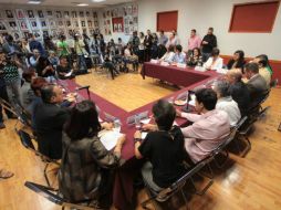 Diputados y organizaciones civiles se reunieron este jueves para hablar de la iniciativa. TWITTER / @LegislativoJal