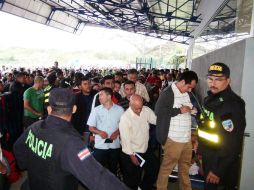 Los migrantes tendrán permiso de recorrer el territorio costaricence por una semana para seguir su ruta. EL INFORMADOR / ARCHIVO