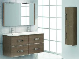 Un espejo queda al gusto. Hay espejos con el marco a juego con los muebles, espejo sin marco, espejos que son armarios tipo camerino. EL INFORMADOR /