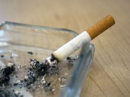 Dejar de fumar es el mejor modo de reducir el riesgo de daño cerebral, demencia y otras enfermedades. EL INFORMADOR / ARCHIVO