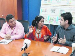 David Domínguez, Sandra Espinosa y Hugo Luna Vázquez durante el debate realizado en las instalaciones de esta casa editorial. EL INFORMADOR / A. Camacho