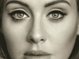 Adele es una de las pocas artistas capaces de alcanzar cifras de ventas dignas de los años ochenta y noventa. AP /