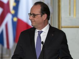 Hollande necesita convencer a Obama a forjar una alianza con Moscú. EFE / T. Duval