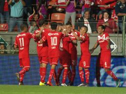 Diablos Rojos sufrió y aunque se mostró poco convincente, venció a un Puebla que peleó hasta lo último. MEXSPORT / B. Maldonado
