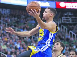 La estrella de los Warriors de Golden State afirma que es difícil que puedan mantener el ritmo a lo largo de toda la temporada. AP / R. Bowmer