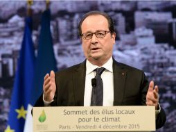 Tras los atentados de noviembre en París, Francois Hollande ha tomado la decisión de atacar los enclaves del Estado Islámico. AP / S. de Sakutin