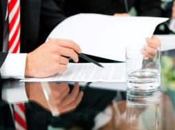 Axtel emitiría nuevas acciones a Alfa, lo que representaría 51 por ciento de las acciones de la entidad combinada. TWITTER / @Alestra_MX