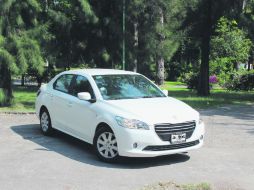 ESBELTO. La carrocería del 301 HDI es prácticamente similar al resto de la familia de este modelo. La diferencia radica bajo el cofre. EL INFORMADOR / M. Castillo