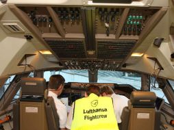 La Policía abordó el avión para aterrizar y detuvo al sospechoso, que estará bajo custodia al menos 48 horas. NTX / ARCHIVO