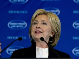 'EU ha vencido amenazas más grandes antes y les vamos a derrotar también esta vez', sentenció Clinton. AP / J. Magana