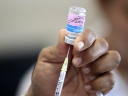 Sugieren que la gente evite automedicarse, evite los cambios bruscos de temperatura y se vacune. NTX / ARCHIVO