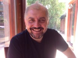 Reyli pidió disculpas a la gente que ha confiado en él y pidió que lo hicieran de nuevo. TWITTER / @reyli_barba