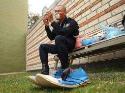 Actuando como el 'Payasito Preventino' completa el dinero que requiere para poder mantener a su familia. EL INFORMADOR / M. Vargas