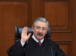 ''Los jueces solo podemos atenernos a lo que la norma suprema nos exige y nos impone'', dice el ministro. NTX / ARCHIVO