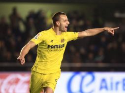 La anotación se dio en el minuto nueve con un robo de balón y posterior pase a Roberto Soldado, quien se encargó de hacer el gol. EFE / J. Carlos Cárdenas