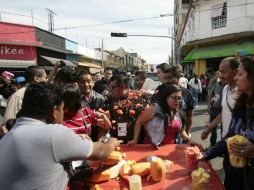 Un inspector del Ayuntamiento de Guadalajara fue agredido ayer durante el operativo. EL INFORMADOR / R. Tamayo