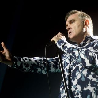 Morrissey interpreta 'El Cóndor Pasa' en su vuelta a Perú