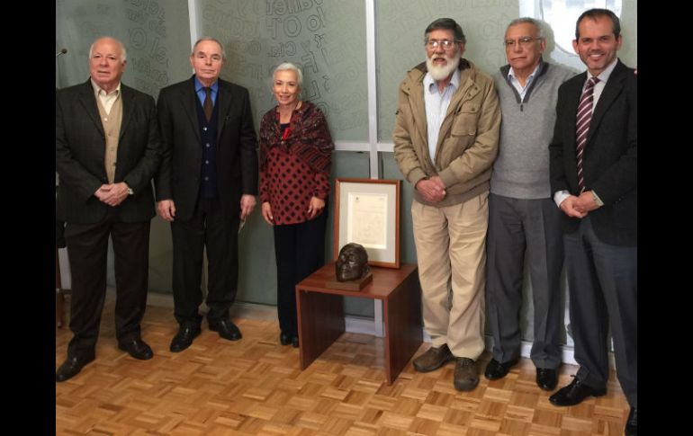 La pieza de Méndez fue cedida por Pablo Méndez, su hijo, y la obra de Eisenstein fue otorgada por Beatriz y Rubén Sánchez Monsiváis. NTX / ESPECIAL