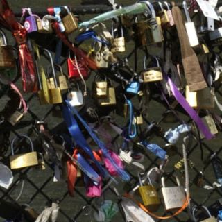 'Chikunguña', 'disruptivo' y 'refugiado' optan a palabra del año