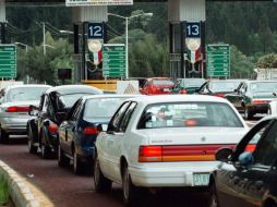 Un gran número de vehículos se prepara para viajar a diferentes entidades del país. NTX / ARCHIVO