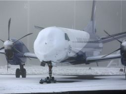 La lluvia congelante ha cubierto de hielo ciudades, carreteras y aeropuertos. EFE / ARCHIVO