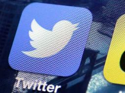 Twitter no tolerará cuentas que sean consideradas como dedicadas principalmente a incitar daño a otros. AP / ARCHIVO