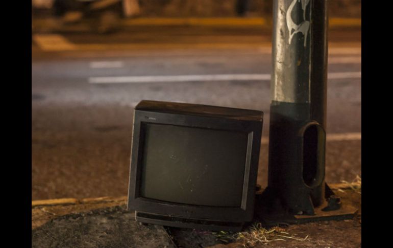 Precisan que se debe poner mucha atención en los aparatos al momento de desechar y reprocesar sus químicos. EL INFORMADOR / ARCHIVO